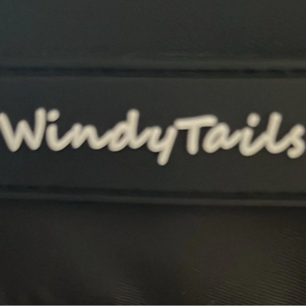 Pet carrier for medium size dogs by WindyTails